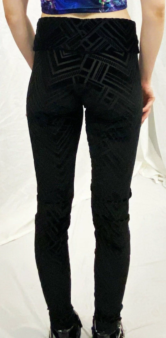 Women Warrior Within - Midnight Chevron Burnout Velvet Leggings 5 Women Warrior Within - Midnight Chevron Burnout Velvet Leggings