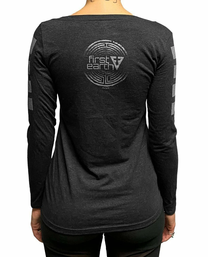 First Earth - Seer Long Sleeve Women's T-SHIRT Charcoal 6 First Earth - Seer Long Sleeve Women's T-SHIRT Charcoal